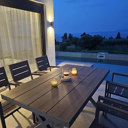 ヴィラ Bellerive *